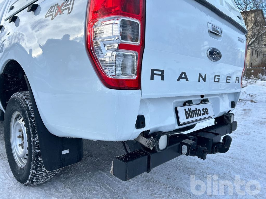 Pickup truck FORD Ranger XLT 4X4: picture 31