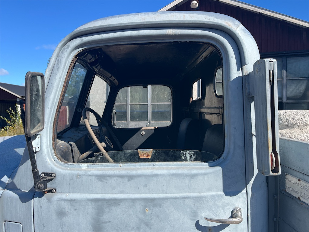 Dropside/ Flatbed truck FORDSON THAMES ET6 500/45: picture 21