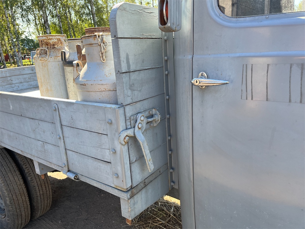 Dropside/ Flatbed truck FORDSON THAMES ET6 500/45: picture 39