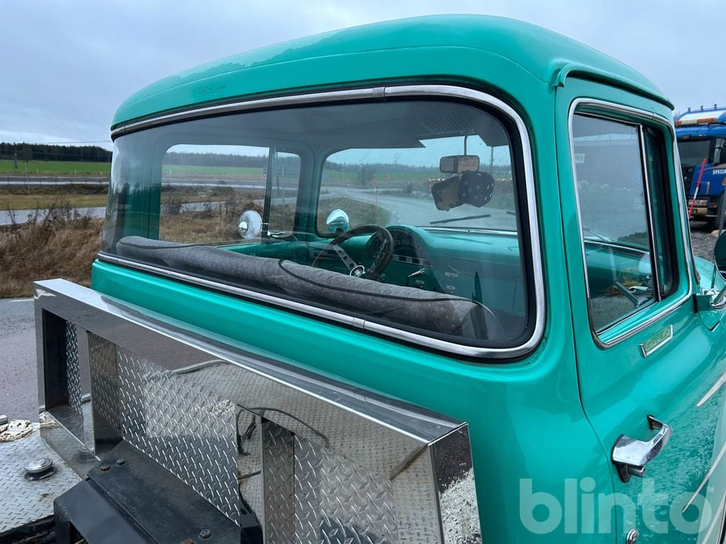 Car transporter truck Ford F350: picture 16 Car transporter truck Ford F350: picture 16