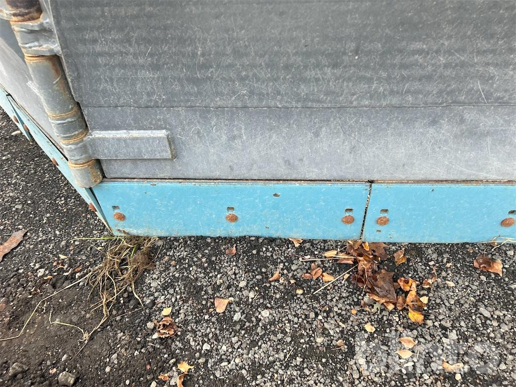 Blade Holms: picture 12