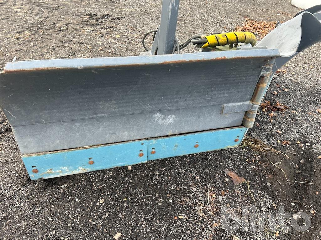 Blade Holms: picture 18