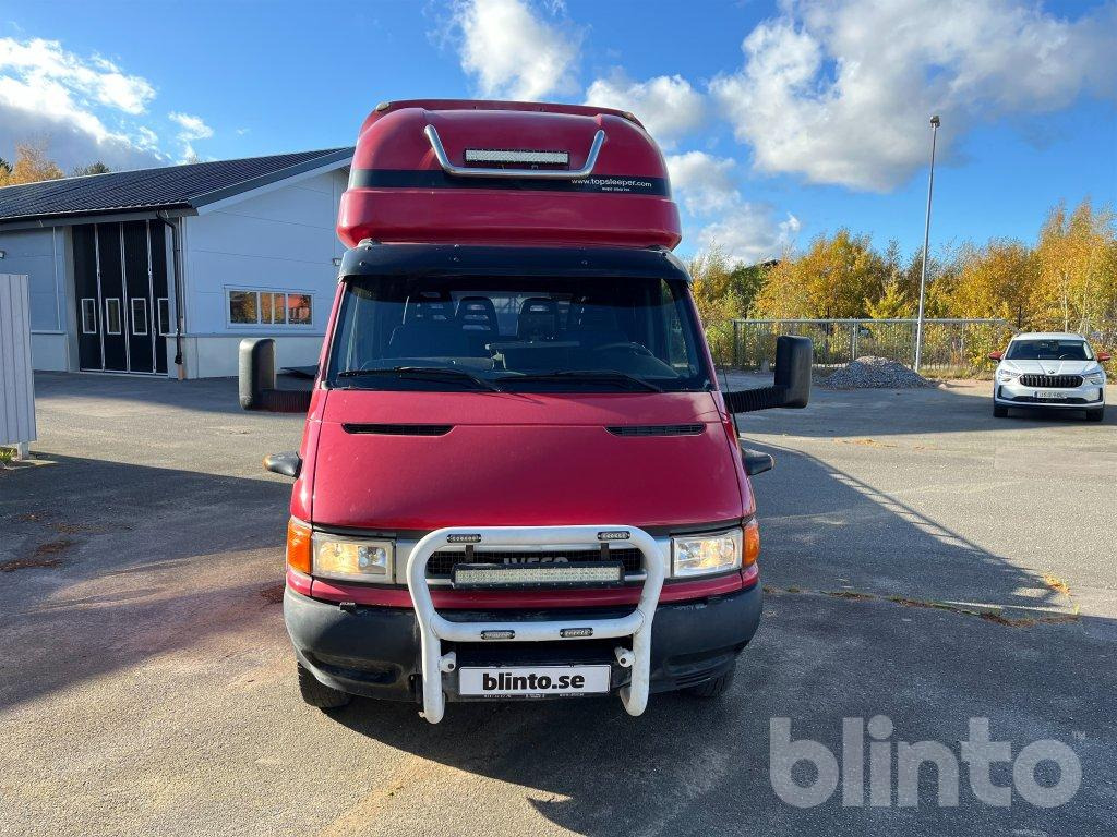 IVECO DAILY 35C15 - Tow truck: picture 2 IVECO DAILY 35C15 - Tow truck: picture 2