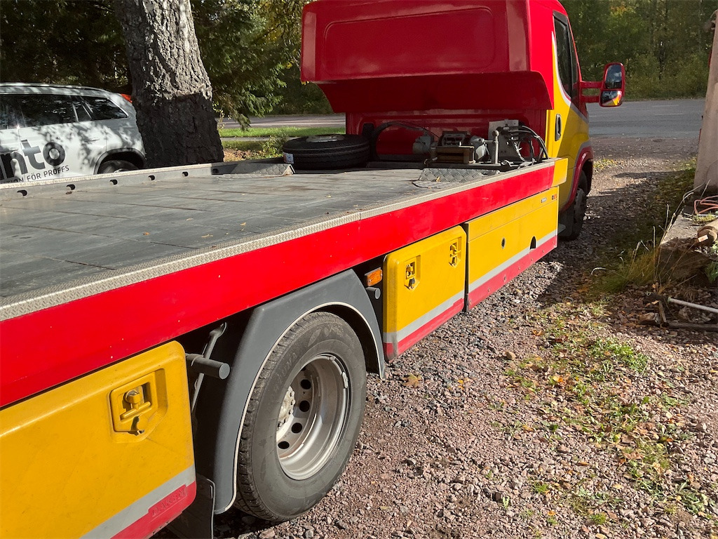 Tow truck IVECO: picture 37