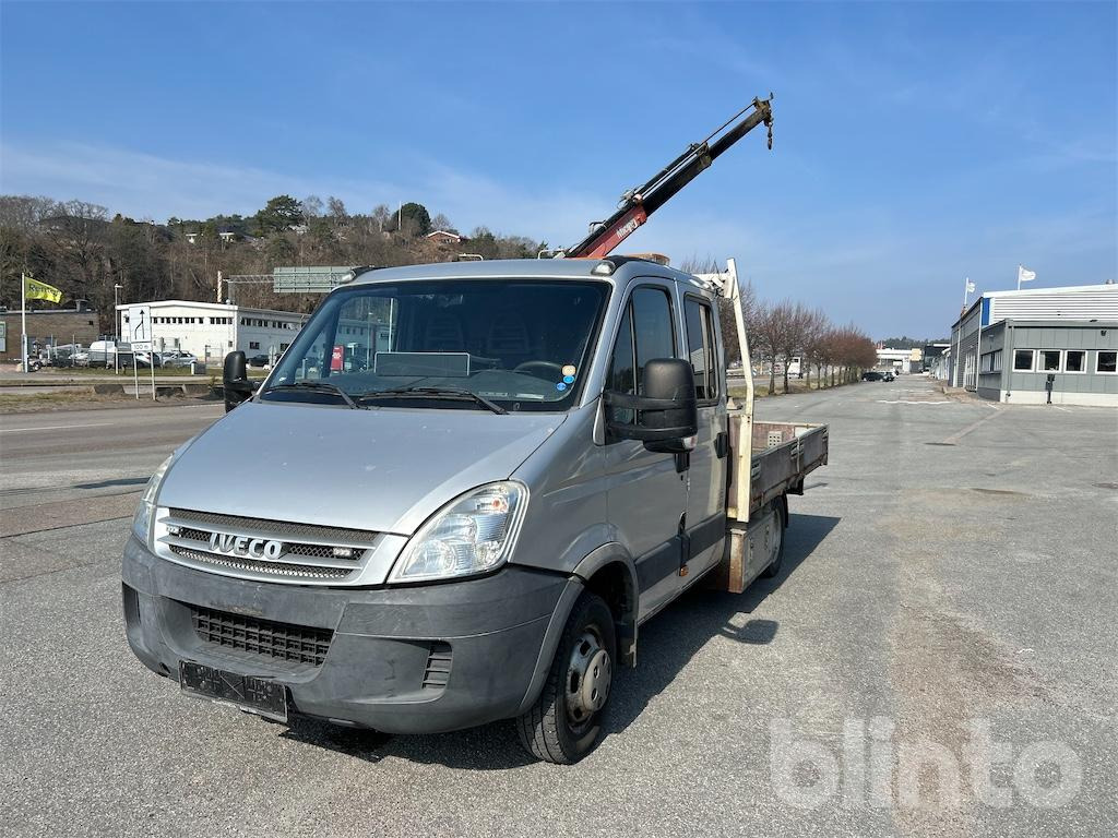 Iveco Daily 3.0HP - Open body delivery van, Crew cab van: picture 2 Iveco Daily 3.0HP - Open body delivery van, Crew cab van: picture 2