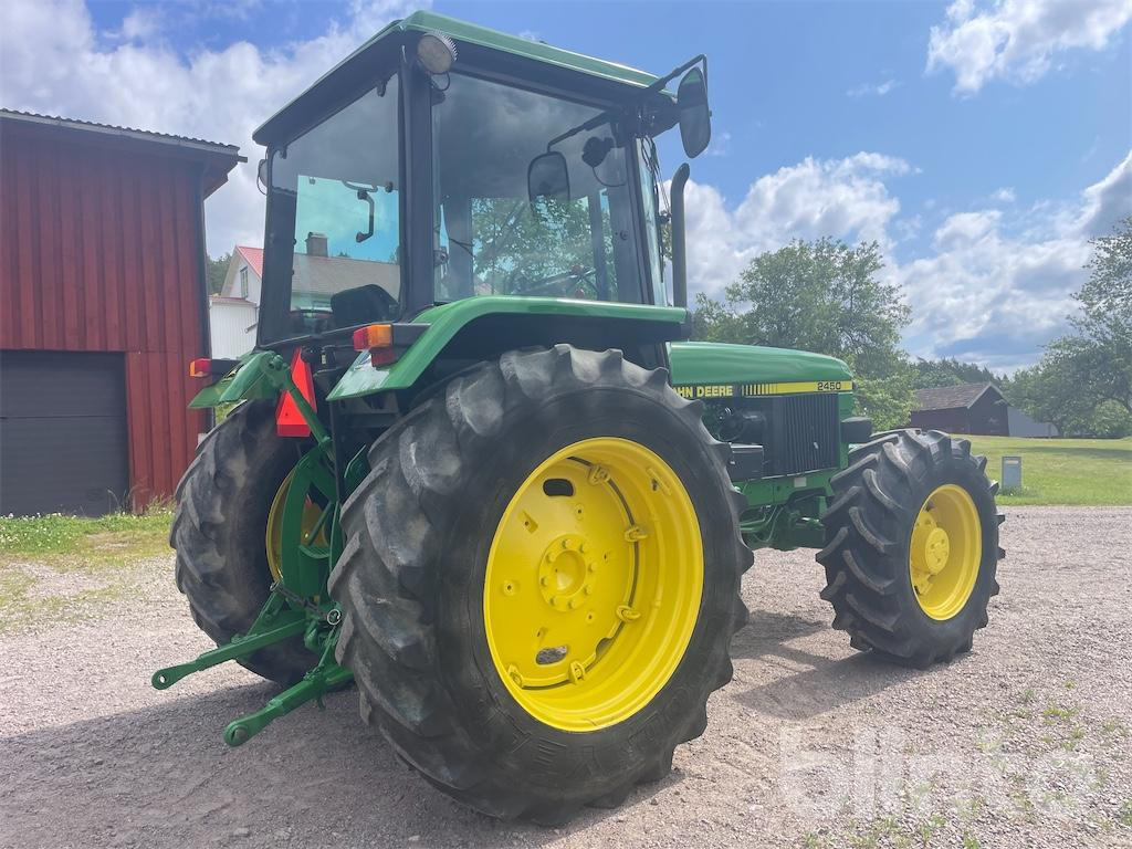 JOHN DEERE 2450 - Farm tractor: picture 3 JOHN DEERE 2450 - Farm tractor: picture 3
