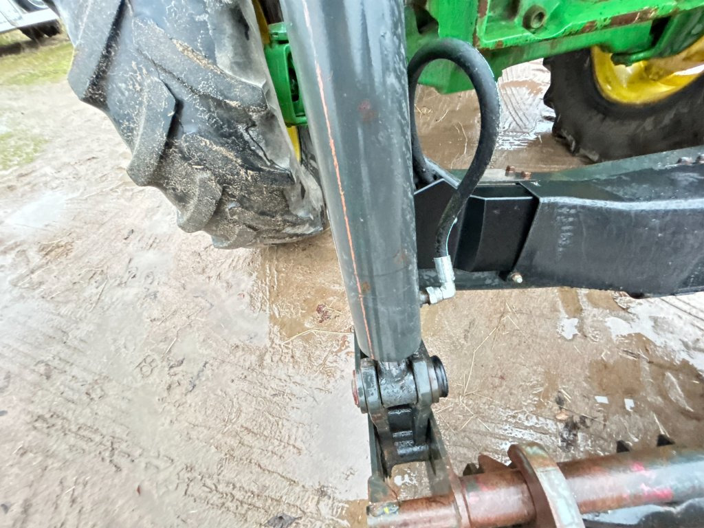 Farm tractor JOHN DEERE 6320E: picture 40