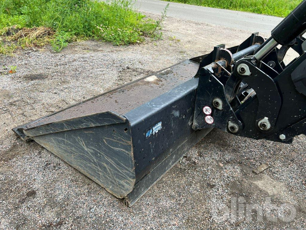 Farm tractor JOHN DEERE 6830 med lastare: picture 35