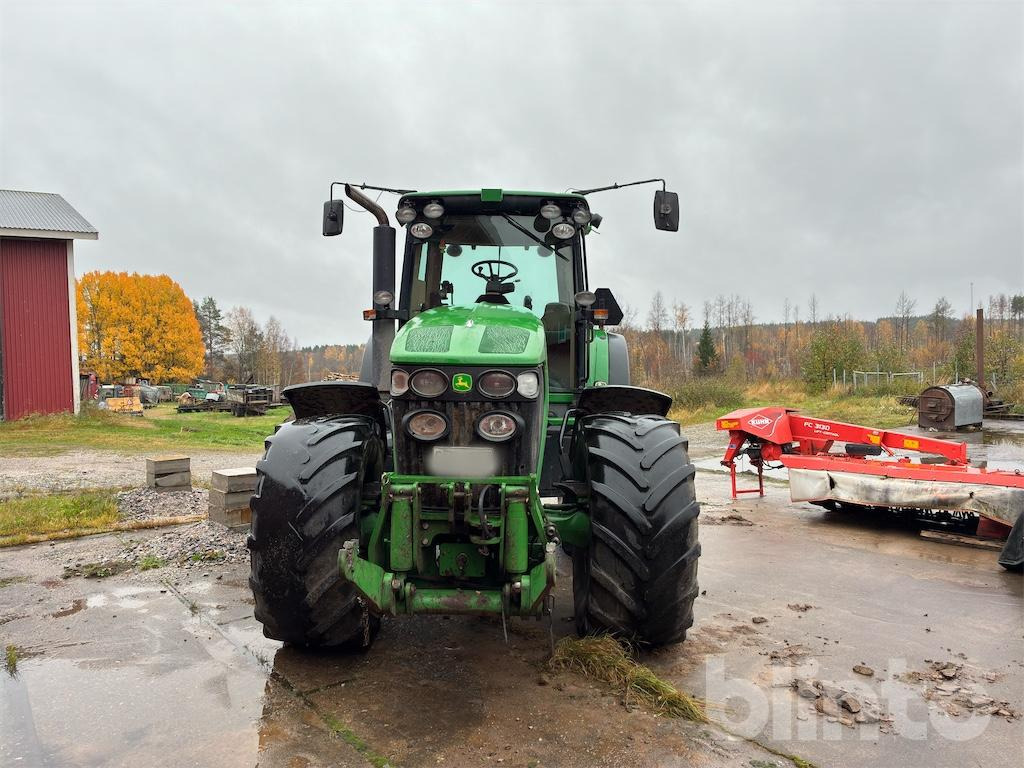 JOHN DEERE 7930 - Farm tractor: picture 2 JOHN DEERE 7930 - Farm tractor: picture 2