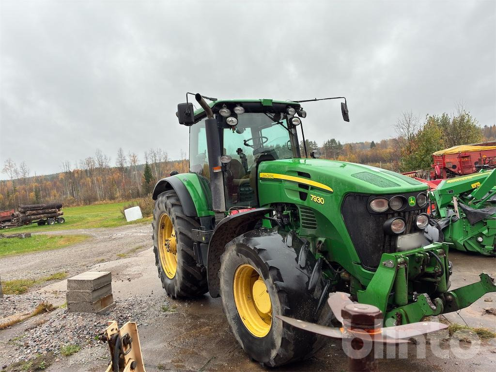 JOHN DEERE 7930 - Farm tractor: picture 3 JOHN DEERE 7930 - Farm tractor: picture 3