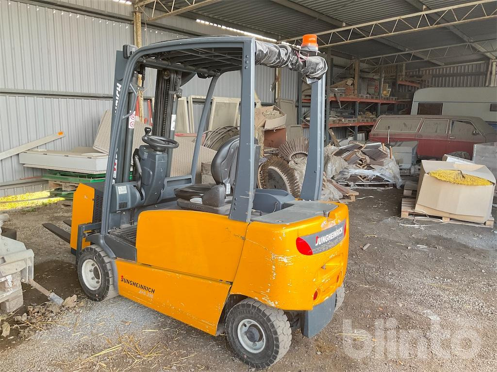 Jungheinrich EFG 318 - Forklift: picture 1 Jungheinrich EFG 318 - Forklift: picture 1