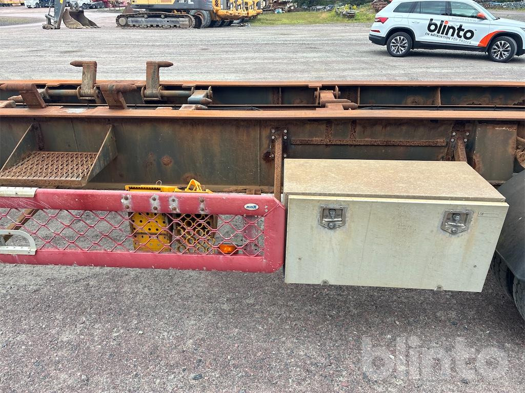 Container transporter/ Swap body trailer KILAFORS SBJB4X-36-130: picture 21