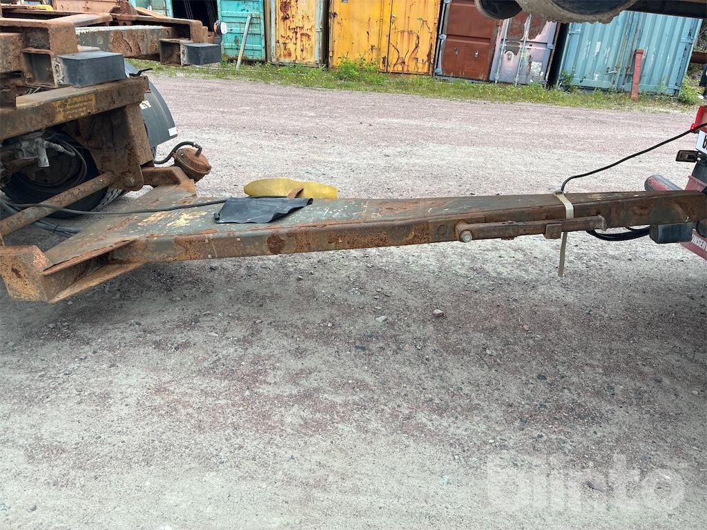 Container transporter/ Swap body trailer KILAFORS SBJB4X-36-130: picture 31