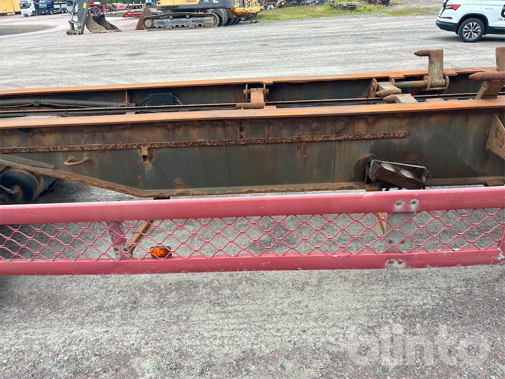 Container transporter/ Swap body trailer KILAFORS SBJB4X-36-130: picture 22