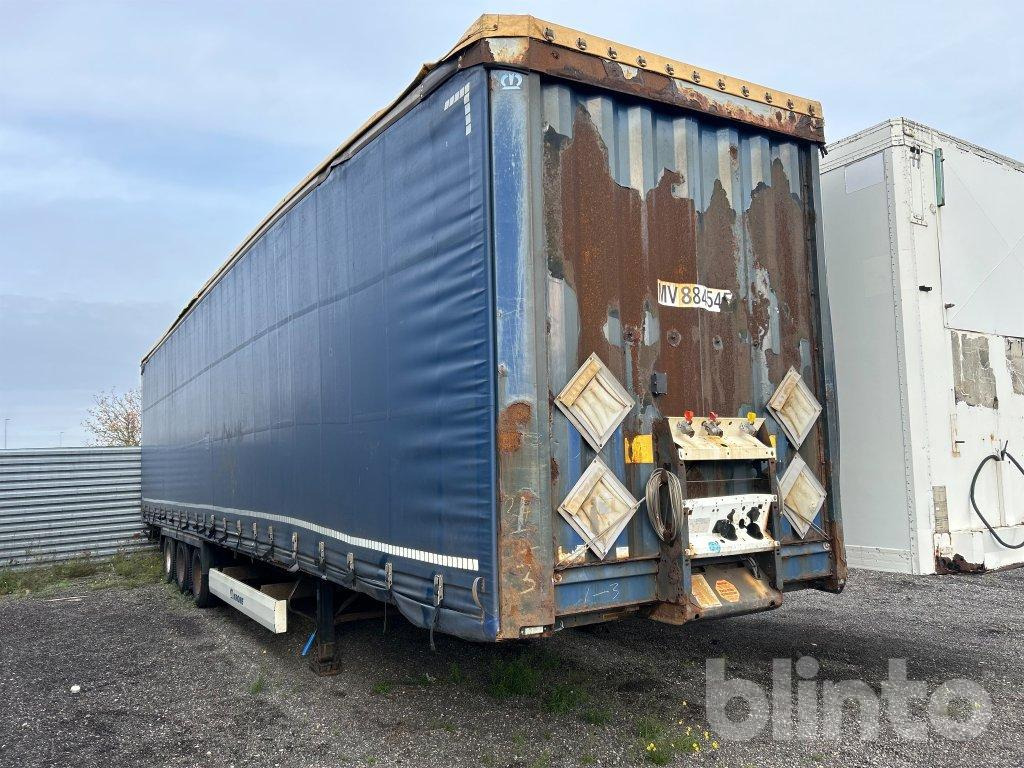 KRONE SD - Curtainsider semi-trailer: picture 1 KRONE SD - Curtainsider semi-trailer: picture 1