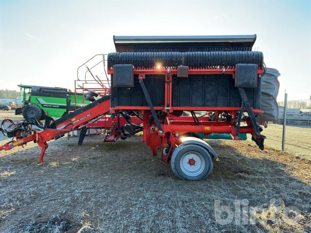 Kuhn Merge Max 950 - Tedder/ Rake: picture 5 Kuhn Merge Max 950 - Tedder/ Rake: picture 5