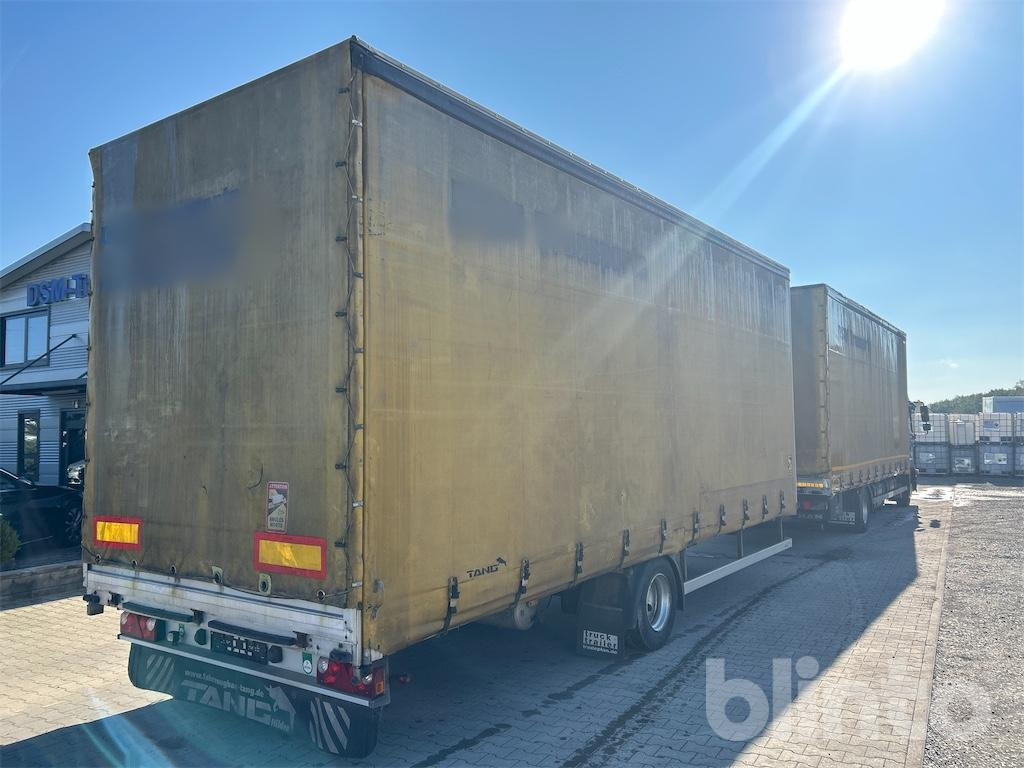 MAN TGL 8.250 (2011) - Curtain side truck: picture 4 MAN TGL 8.250 (2011) - Curtain side truck: picture 4