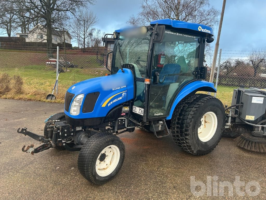 NEW HOLLAND 3040 - Farm tractor: picture 3 NEW HOLLAND 3040 - Farm tractor: picture 3