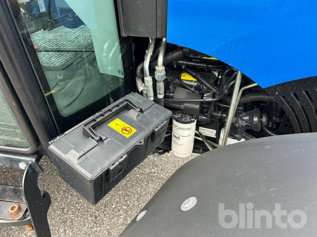 Farm tractor NEW HOLLAND T4.65 S - 229 timmar: picture 36