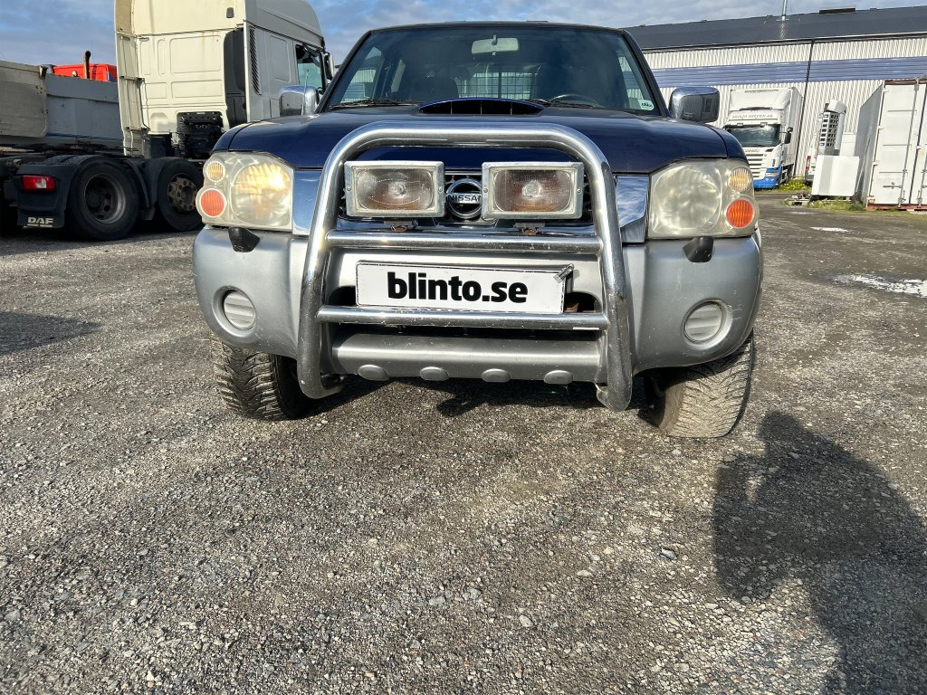NISSAN KING CAB NAVARA - Pickup truck: picture 2 NISSAN KING CAB NAVARA - Pickup truck: picture 2