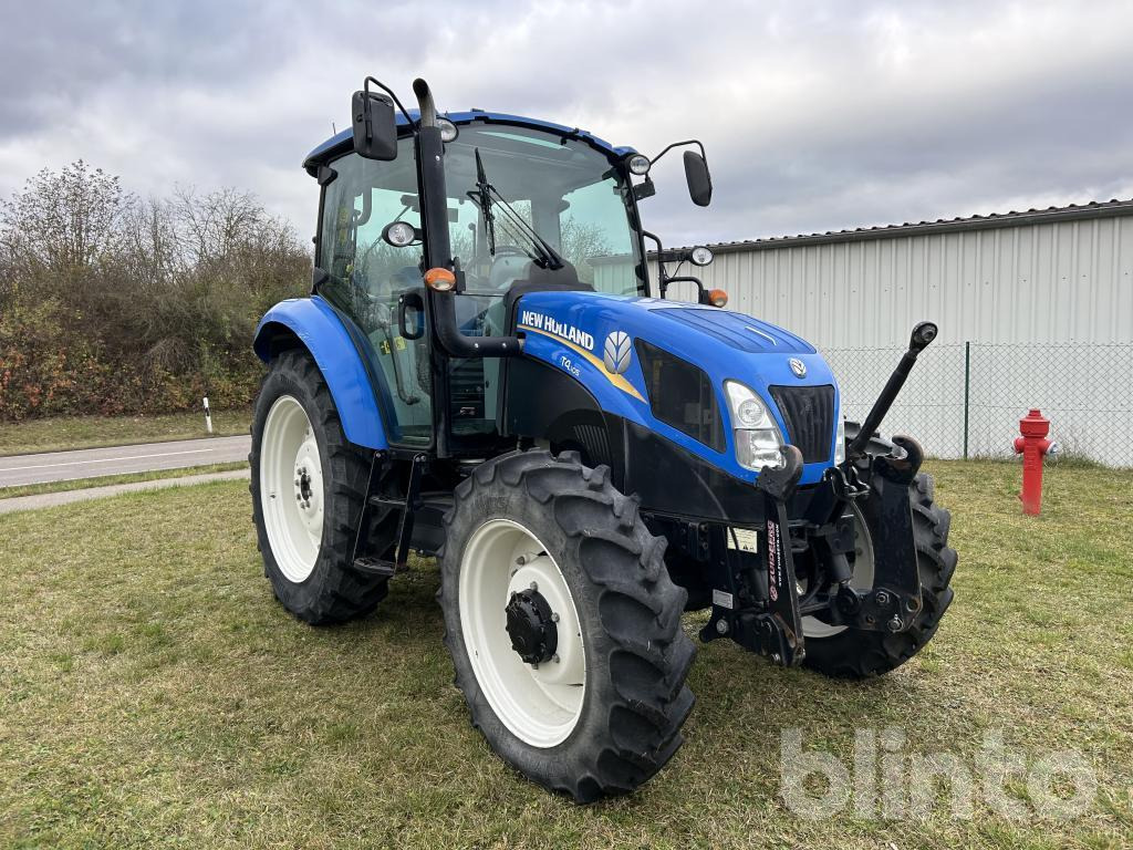 New Holland T 4.105 (2015) - Farm tractor: picture 2 New Holland T 4.105 (2015) - Farm tractor: picture 2