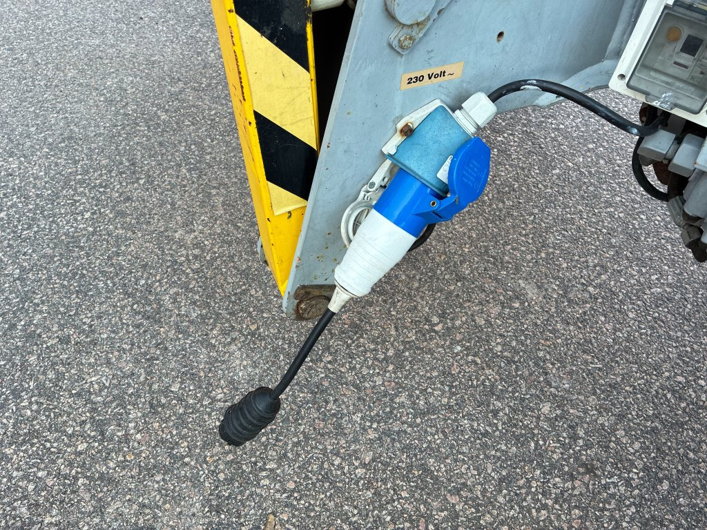 Trailer mounted boom lift OMME LIFT MINI 12 EBZ: picture 28