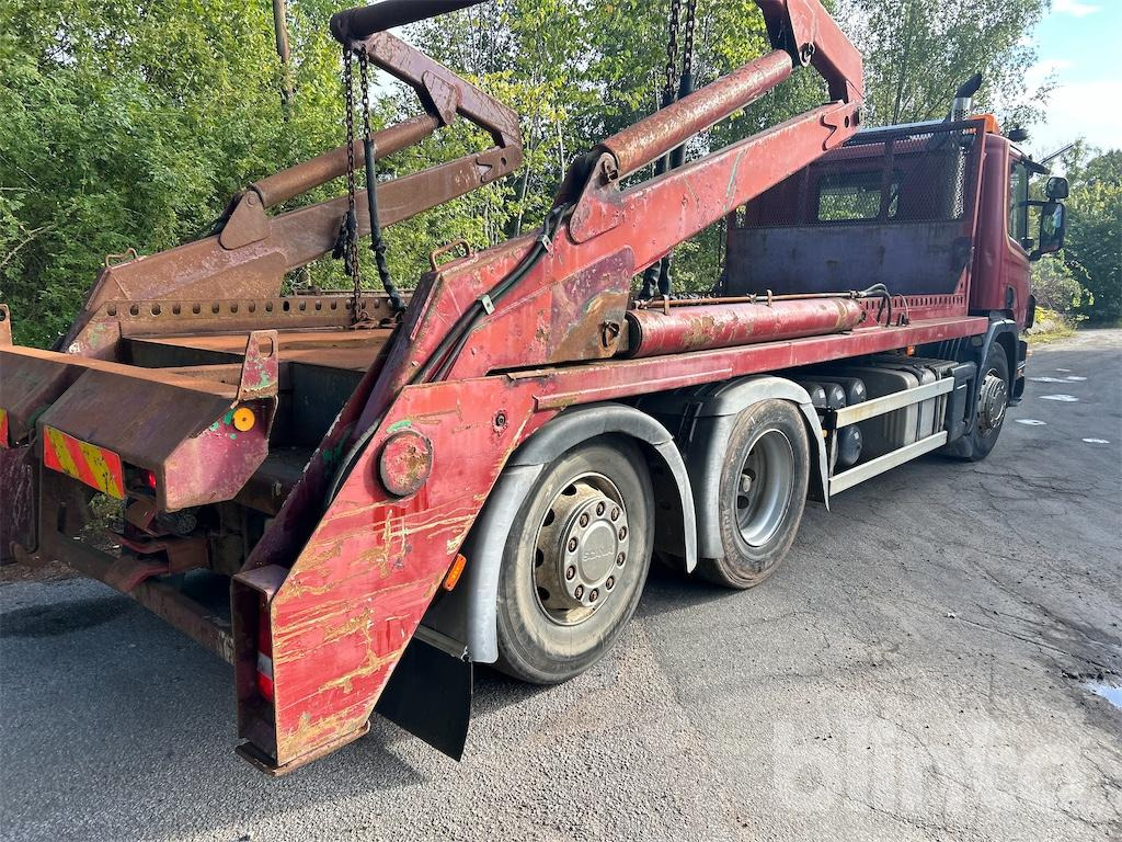 SCANIA P114GB6X2*4NB340 - Container transporter/ Swap body truck: picture 2 SCANIA P114GB6X2*4NB340 - Container transporter/ Swap body truck: picture 2