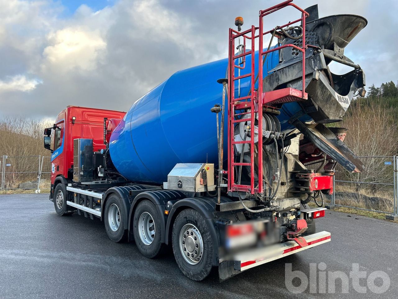 SCANIA R410B 8x4 Betongbil med Lastväxlare CNG Gas - Concrete mixer truck: picture 5 SCANIA R410B 8x4 Betongbil med Lastväxlare CNG Gas - Concrete mixer truck: picture 5