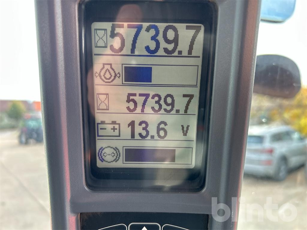 Steyr 4130 Profi CVT Komfort (2016) - Farm tractor: picture 5 Steyr 4130 Profi CVT Komfort (2016) - Farm tractor: picture 5