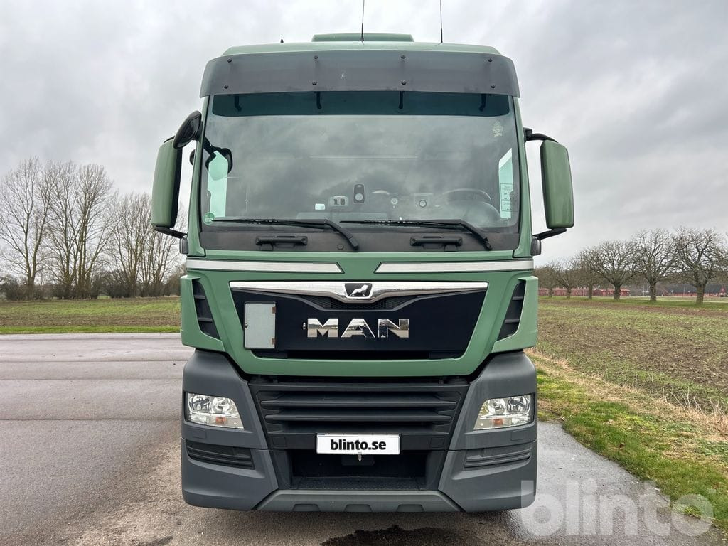 MAN TGX 18.460 4x2 - Tractor unit: picture 2 MAN TGX 18.460 4x2 - Tractor unit: picture 2