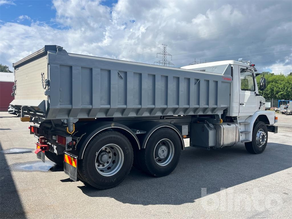 SCANIA T143 HL6X2L400422 - Truck: picture 5 SCANIA T143 HL6X2L400422 - Truck: picture 5