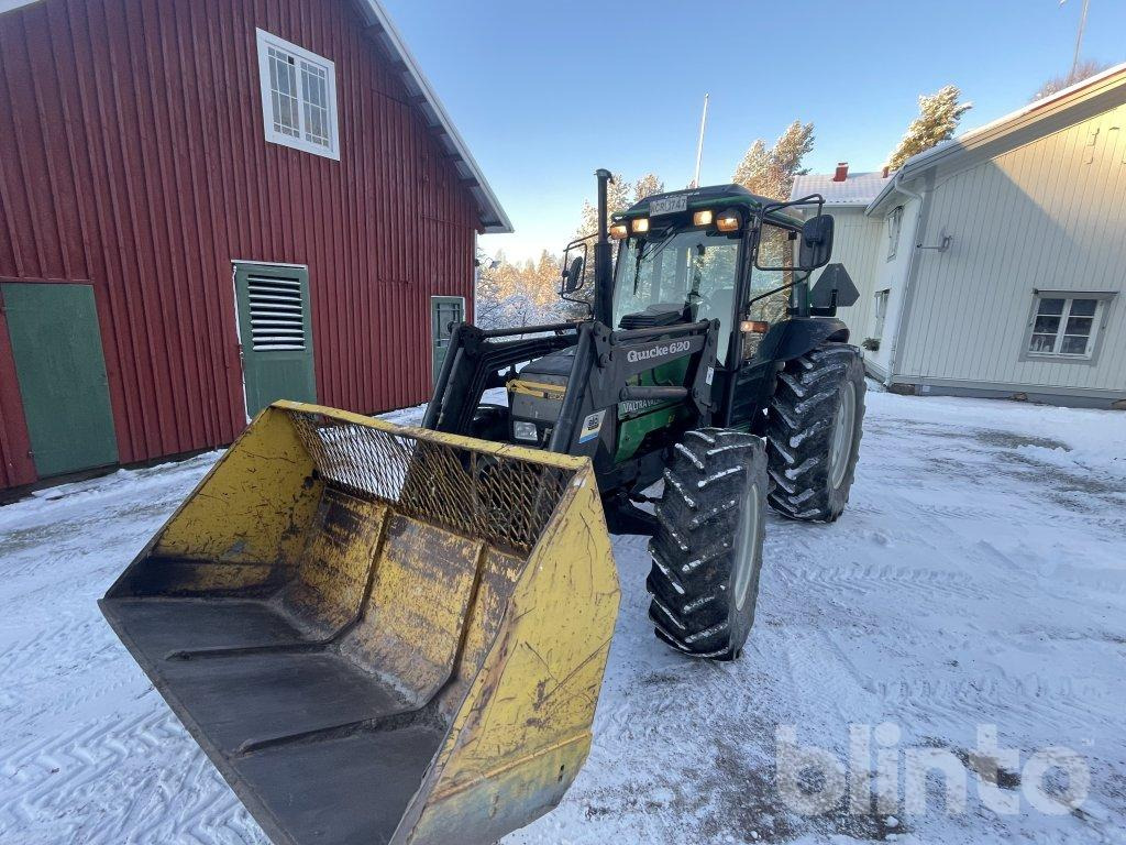 VALMET 700 4WD - Farm tractor: picture 2 VALMET 700 4WD - Farm tractor: picture 2