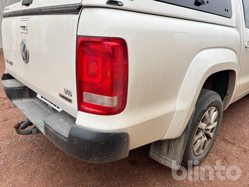 Pickup truck VOLKSWAGEN AMAROK 3.0 V6 TDI: picture 32