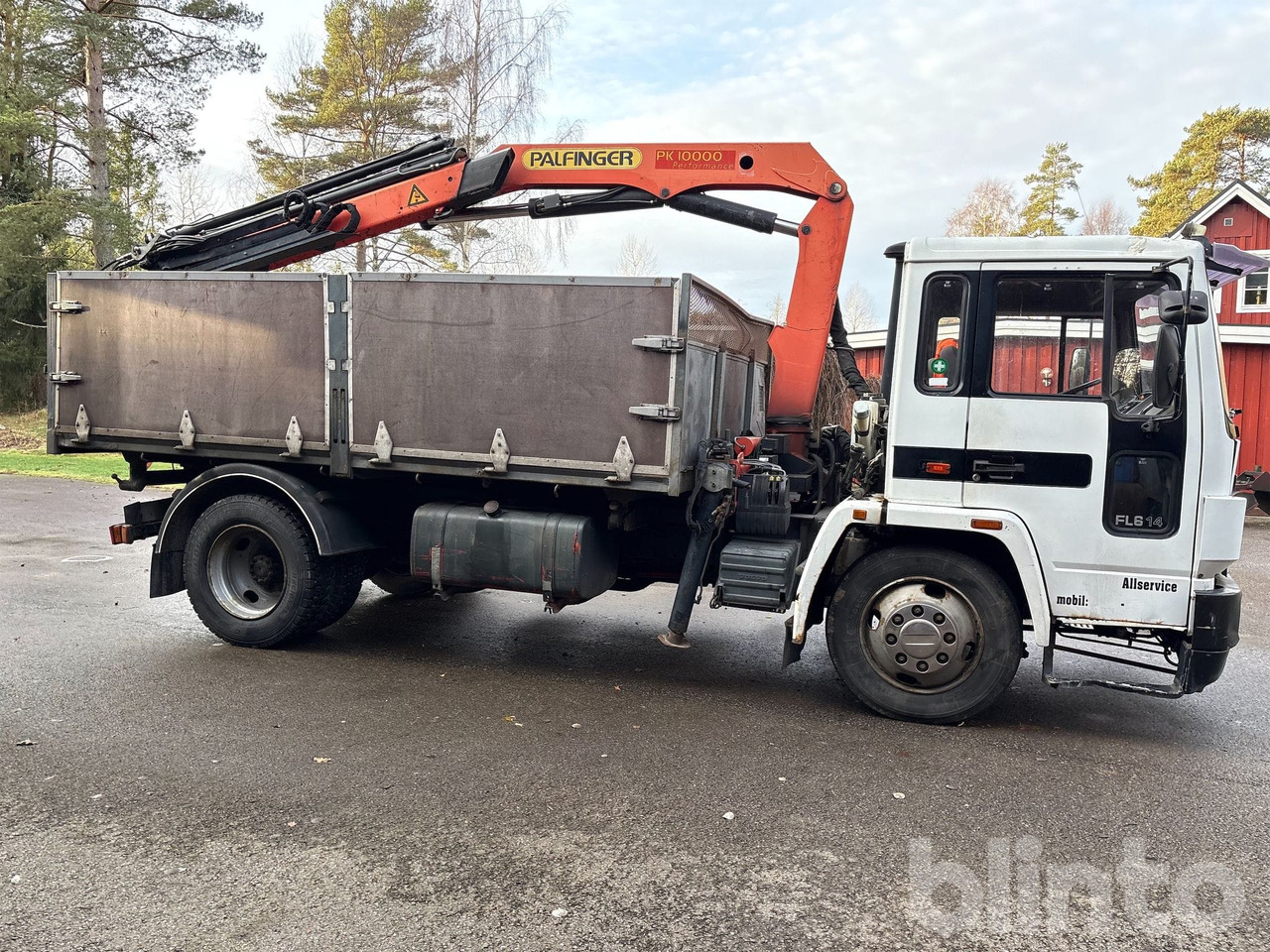 VOLVO FL614 4X2 - Tipper, Crane truck: picture 4 VOLVO FL614 4X2 - Tipper, Crane truck: picture 4