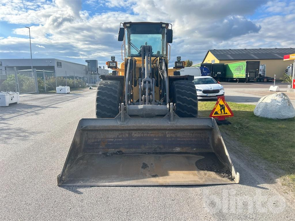 VOLVO L90D - Wheel loader: picture 3 VOLVO L90D - Wheel loader: picture 3