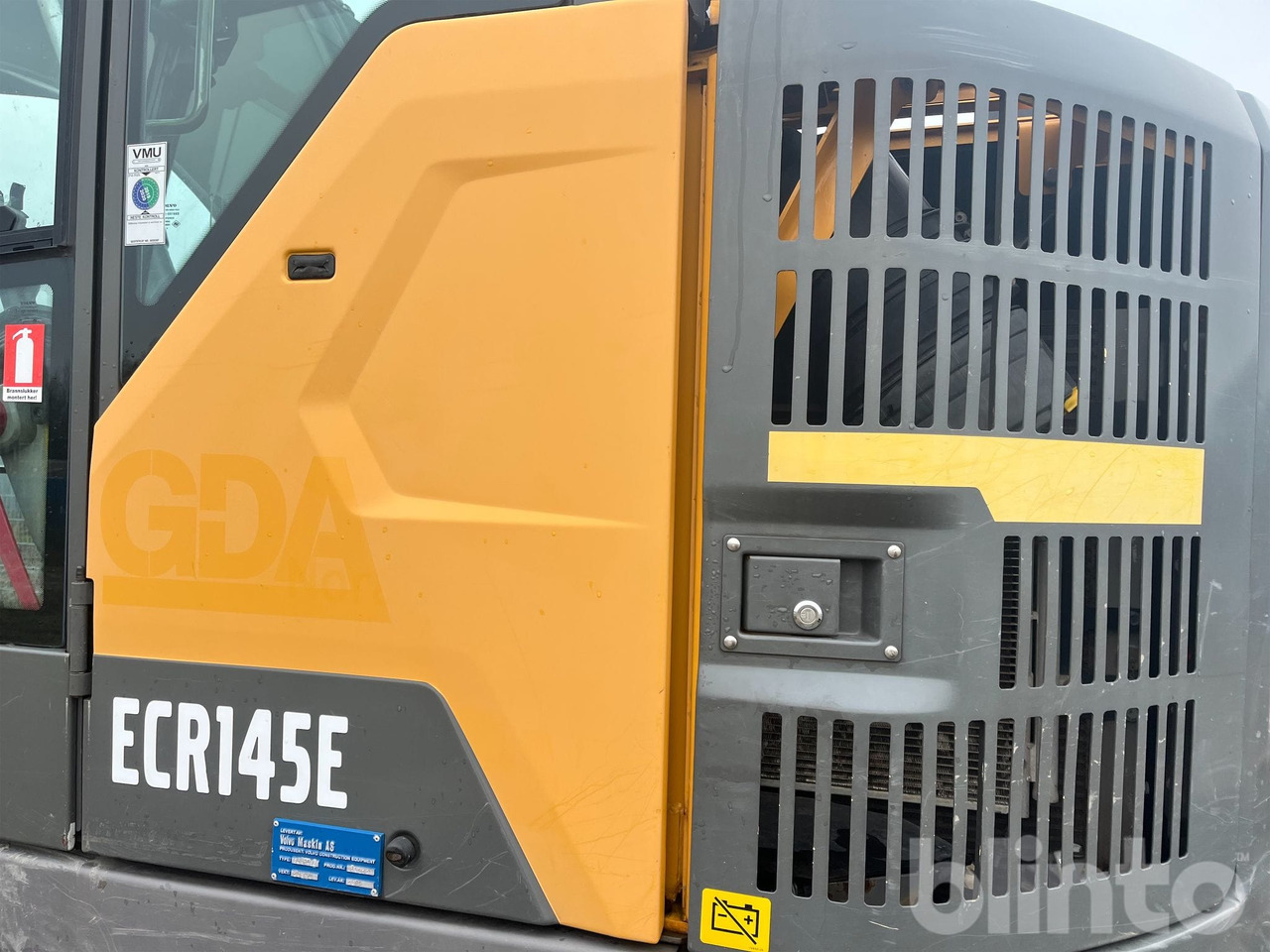 Crawler excavator Volvo ECR145EL: picture 43