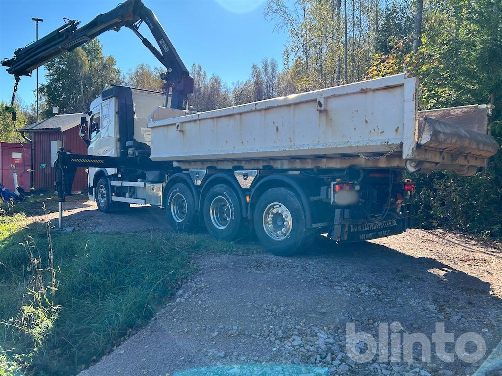 Volvo FH500 - Hook lift truck, Crane truck: picture 5 Volvo FH500 - Hook lift truck, Crane truck: picture 5