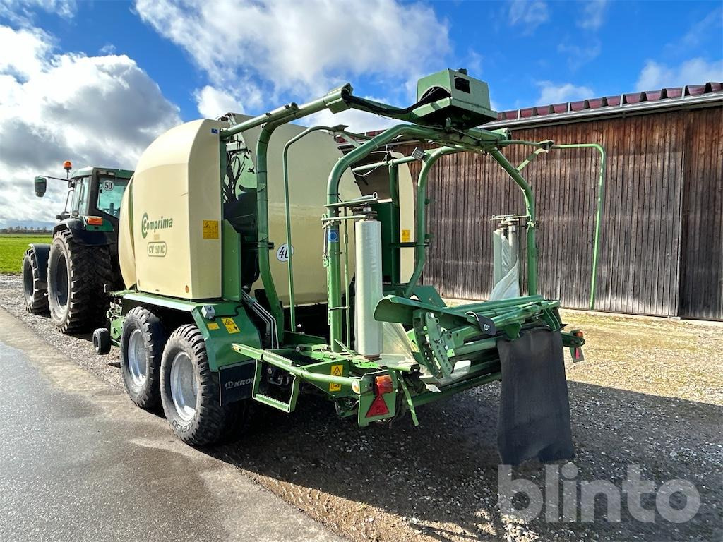 / Wickelkombination Krone Comprima CV 150 XC (2008) - Round baler, Bale wrapper: picture 3 / Wickelkombination Krone Comprima CV 150 XC (2008) - Round baler, Bale wrapper: picture 3