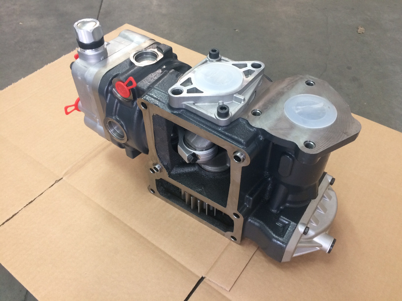 COMPRESSORE ARIA RIF. MAN 51541007117 - 51541007205 - 51541007232 - 51541007247 - Air compressor: picture 3 COMPRESSORE ARIA RIF. MAN 51541007117 - 51541007205 - 51541007232 - 51541007247 - Air compressor: picture 3