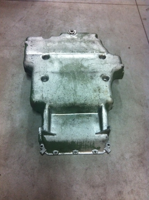 COPPA OLIO MOTORE MERCEDES OM422 / OM442 - VERSIONE BUS - Oil pan for Bus: picture 5 COPPA OLIO MOTORE MERCEDES OM422 / OM442 - VERSIONE BUS - Oil pan for Bus: picture 5
