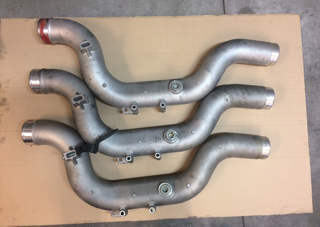 TUBO MANDATA ARIA DI CARICA MAN 51094115165 - Air intake pipe for Truck: picture 1 TUBO MANDATA ARIA DI CARICA MAN 51094115165 - Air intake pipe for Truck: picture 1