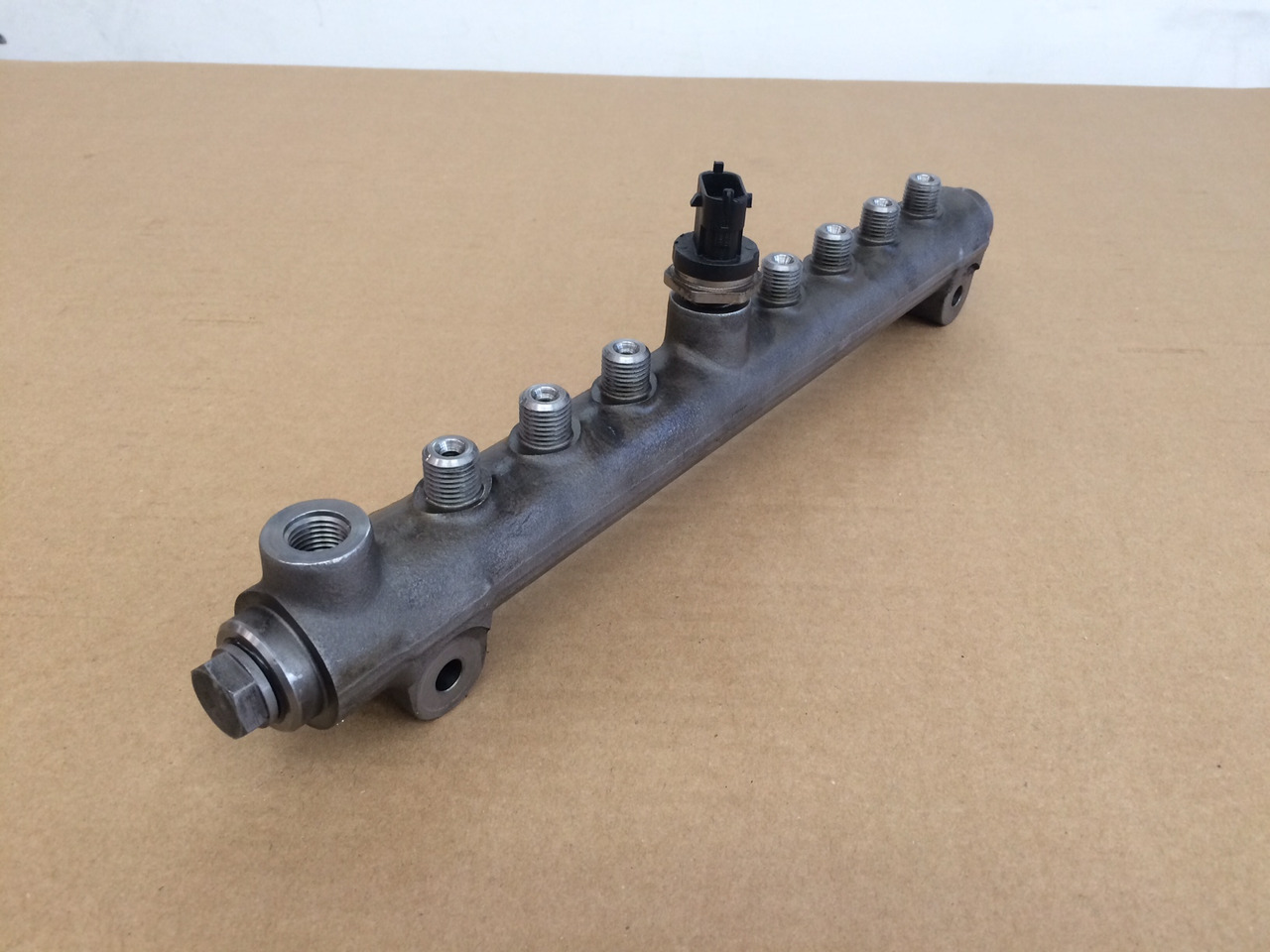 TUBO PRESSIONE COMMON RAIL MAN 51103116063 - Fuel processing/ Fuel delivery: picture 2 TUBO PRESSIONE COMMON RAIL MAN 51103116063 - Fuel processing/ Fuel delivery: picture 2
