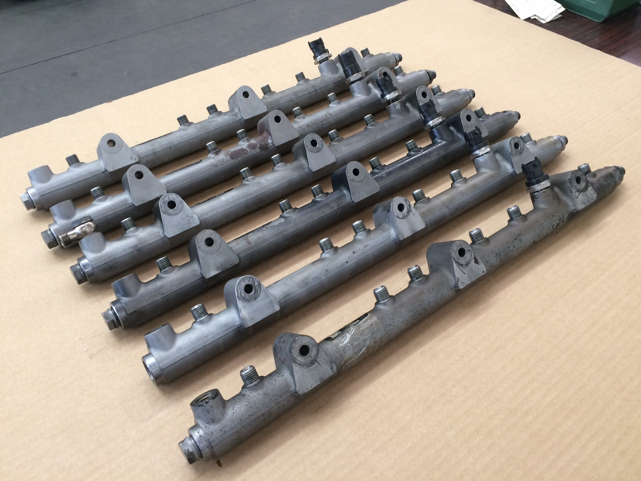 TUBO PRESSIONE COMMON RAIL MAN 51103116082 - Fuel processing/ Fuel delivery: picture 4 TUBO PRESSIONE COMMON RAIL MAN 51103116082 - Fuel processing/ Fuel delivery: picture 4