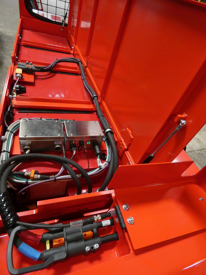 Bulmor BMS40/14,5-12/82T - Side loader: picture 4 Bulmor BMS40/14,5-12/82T - Side loader: picture 4