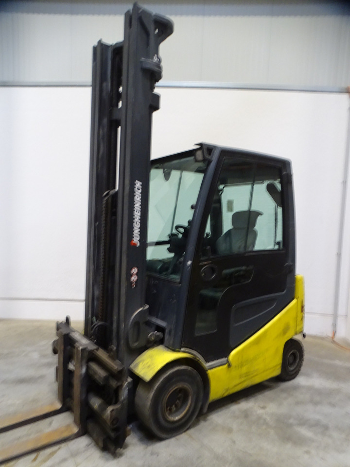 Jungheinrich EFG425K700DZ - Electric forklift: picture 1 Jungheinrich EFG425K700DZ - Electric forklift: picture 1