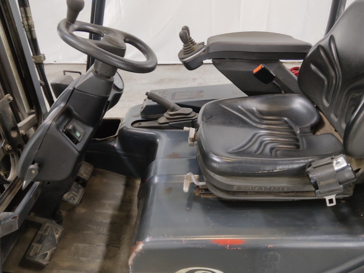 Linde E14-02 - Electric forklift: picture 3 Linde E14-02 - Electric forklift: picture 3