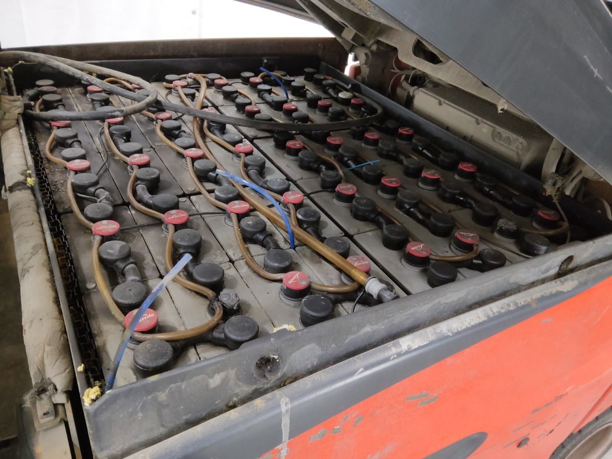 Linde E35 - Electric forklift: picture 4 Linde E35 - Electric forklift: picture 4