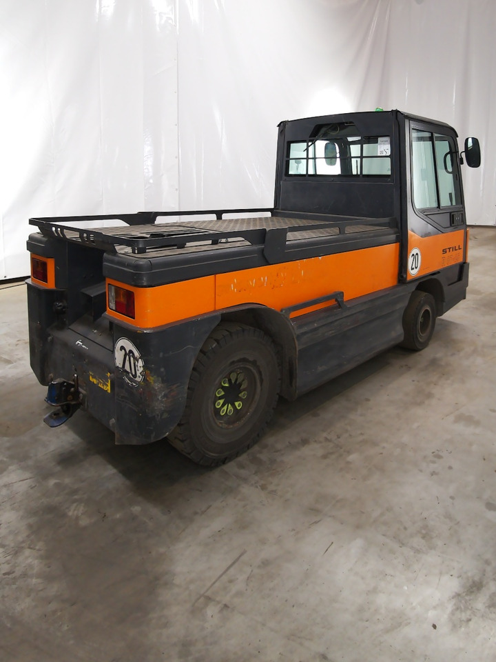 Linde P250 - Tow tractor: picture 2 Linde P250 - Tow tractor: picture 2