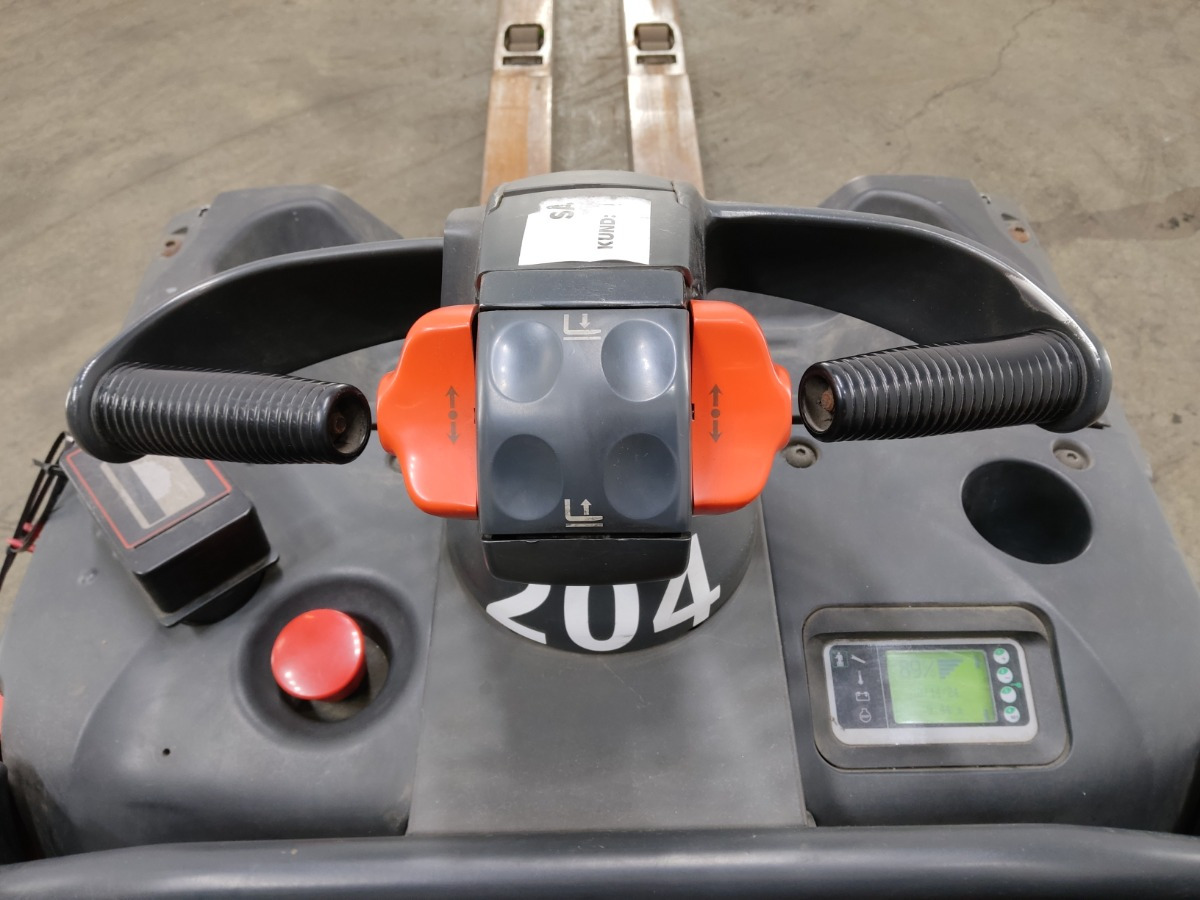 Linde T20SP-02/LIION/2400M - Pallet truck: picture 3 Linde T20SP-02/LIION/2400M - Pallet truck: picture 3