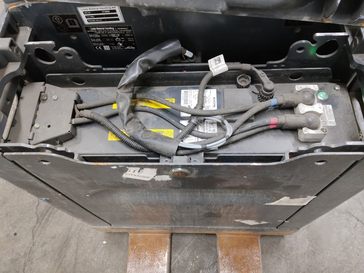 Linde T20SP-02/LIION/2400M - Pallet truck: picture 4 Linde T20SP-02/LIION/2400M - Pallet truck: picture 4